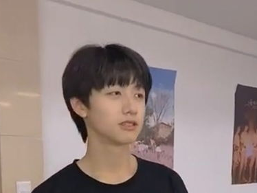 朱志鑫腹肌养成记：健身之路的蜕变与坚持